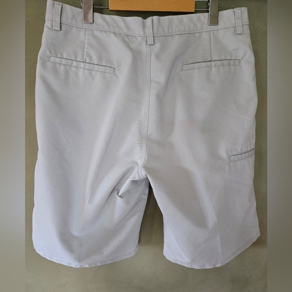 Repreve | Men's Beige Shorts, Size 34 - Picture 2 of 6